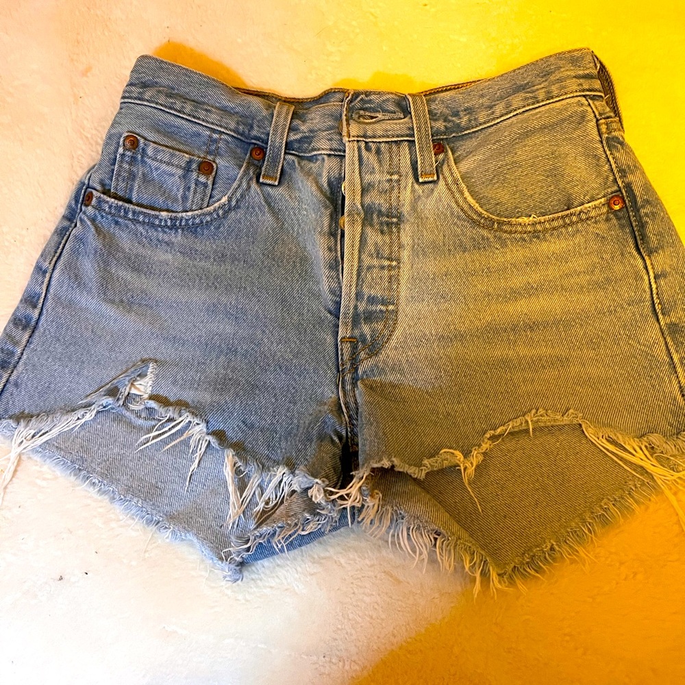 Levi Shorts 501